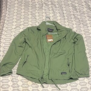 Patagonia Lightweight Green Windbreaker Jacket